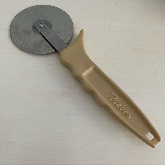 Travco Pizza Slicer - Picture 3 of 3